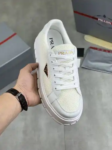 Prada Mens Edición Código 0529C20 Tamaño 3844 45 Personalizado