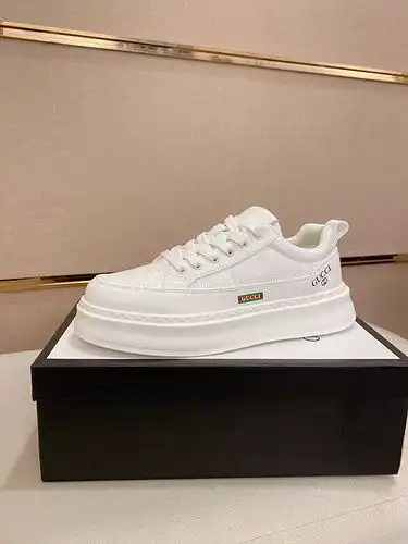 Gucci Mens Edición Código 0606B60 Talla 3844