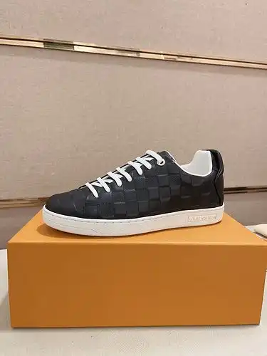 LV Hombres Código 0606B Tamaño 3844 45 personalizado