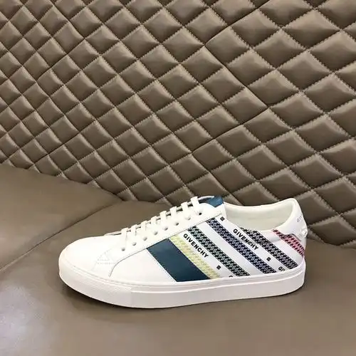 Givenchy Mens Edition Código 0524B Talla 3844