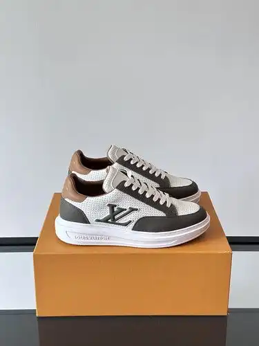 LV Hombre Código 0521B40 Tamaño 3844 Personalizable 45 46 no reembolsable
