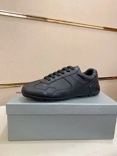 Prada Mens Edition Código 0517B Tamaño 3844 Personalizable 45 no reembolsable