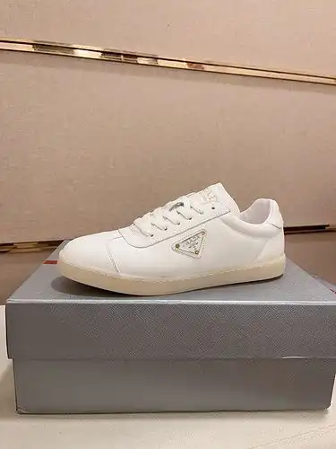 Prada Mens Edición Código 0608B Tamaño 3844 45 Personalizado