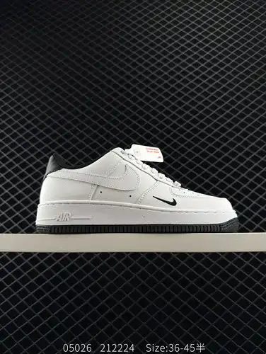 NIKE AIR FORCE 107 LV8 original último cartón original para crear una versión de la fuerza aérea de 