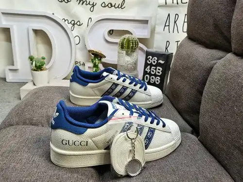 096D Adidas Three Leaf Clover Originals Superstar AD12 Shell Head Clásico versátil de ocio zapatos d