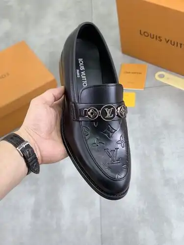 LV Hombres Código 0616B40 Tamaño 3945 personalizado 3846