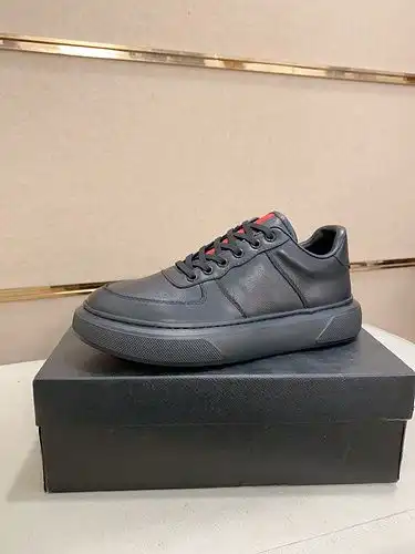 Prada Mens Edition Código 0606B60 Tamaño 3844 45 personalizado no reembolsable