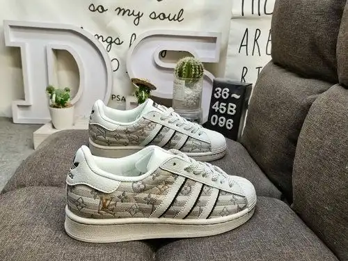 096D Adidas Three Leaf Clover Originals Superstar JY8920 Shell Head Clásico versátil de ocio zapatos