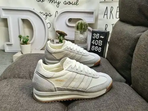 La serie de zapatos deportivos retro 866D adidas SL 72 OG W JH5 se ha vuelto popular en todo el mund