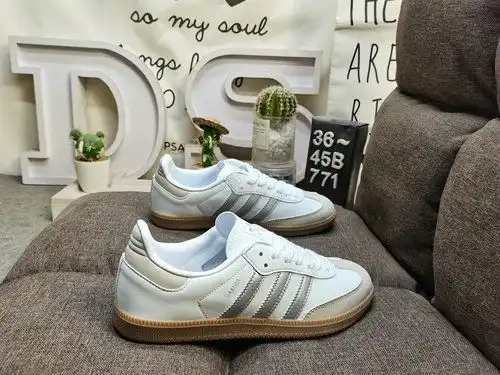 771DADidas SAMBA OG W JI2725 Los clásicos Originales de los últimos años están hechos de cuero genui