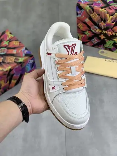 LV Hombre Código 0602C30 Tamaño 3844 45 46 personalizado
