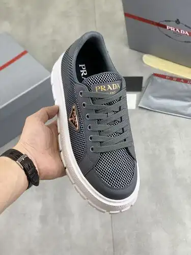 Prada Mens Edición Código 0529C20 Tamaño 3844 45 Personalizado