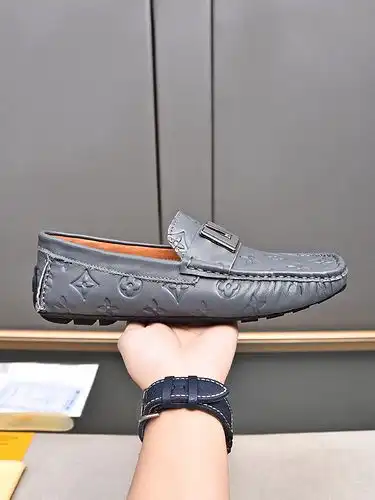 LV Hombre Código 0524B30 Tamaño 3844 45 personalizado