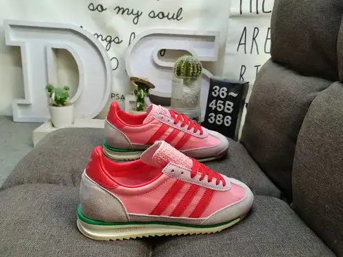 La serie de zapatos deportivos retro 386Dadidas SL 72 OG W JS0254 es popular en todo el mundo Montan