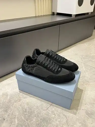 Prada Mens Edición Código 0521B50 Talla 3844