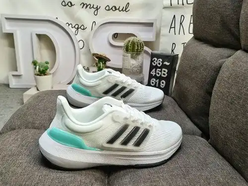 619D Adidas Ultrabounce nuevo zapato de carrera transpirable y amortiguador Este zapato de carrera A