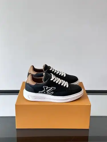LV Hombre Código 0521B40 Tamaño 3844 Personalizable 45 46 no reembolsable