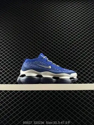 1 NikeNike zapatos para hombre y mujer están hechos en tamaño medio con etiquetas reales actualizada