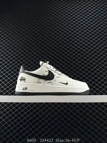 Etiqueta verdadera NIKE AIR FORCE 107 Original Último Cartón Original Creando Versión de la Fuerza A