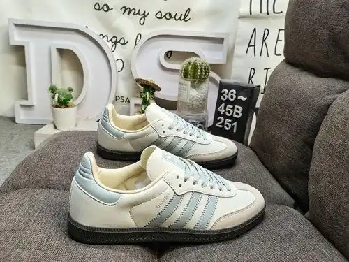 251DAdidas SAMBA OG JH7299s clásico Originales en los últimos años están hechos de cuero de ante gen