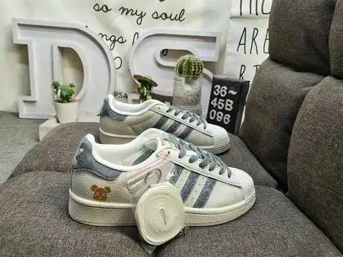 096D Adidas Three Leaf Clover Originals Superstar XS0011 Shell Head Clásico versátil de ocio zapatos