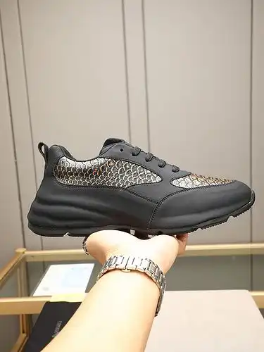 Armani Mens Edition Código 062C10 Tamaño 3845 45 personalizado no reembolsable