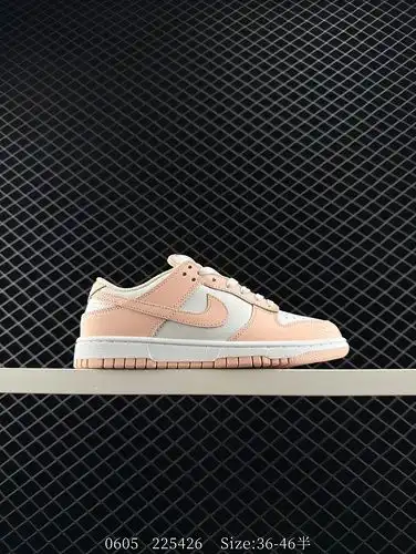 El Nike Dunk Low quotFossil Rosequot Nike SB bajo corte fósil rosa gris azul rosa retro zapatos de l