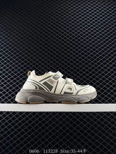 MLB ACE RUNNER MARY JANE Fundo grueso estilo papá Velcro hueco deportes de ocio Sandalias de carrera