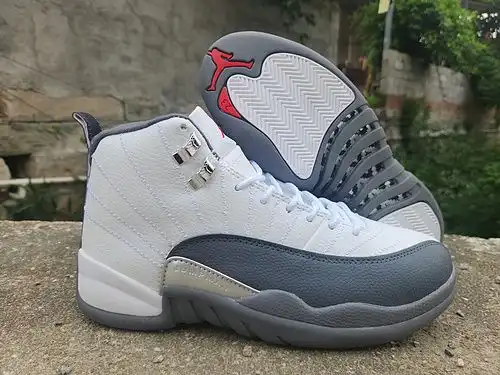Air Jordan 12 Jordan 12ª generación nuevo esquema de colores 4047