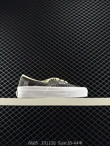 Nuevo Vans Authentic 44 Series La parte superior del zapato está hecha de tela de lienzo de 8 onzas 