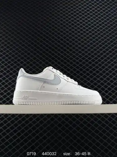 Air Force 1 07 Bajo Cardboard original Púrpura Púrpura Bajo Creación de una versión pura de la Fuerz