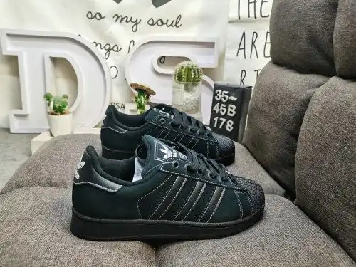 178D Adidas Clover Originals Superstar JH54 Cabeza de carcasa Classic Classicil Casual Sports Sports