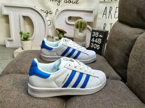 305D Adidas Clover Originals Superstar JQ4729 Cabeza de concha Classic Classicil Casual Sports Sport