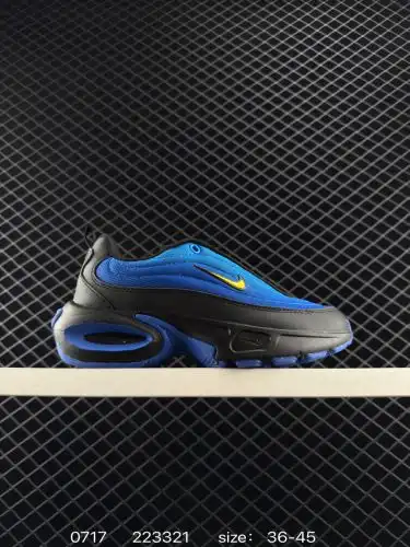 Nike Nike Air Max Portal de zapatillas de papas altas de color grueso.