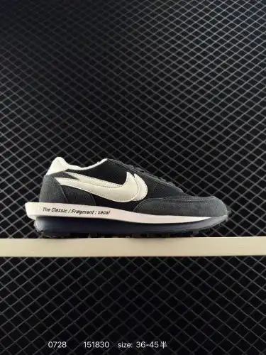Sacai X N Ldwaffle QuotMidnight Spruce y University Redquot Waffle 20 Black Blue Blue y Red Deconstr