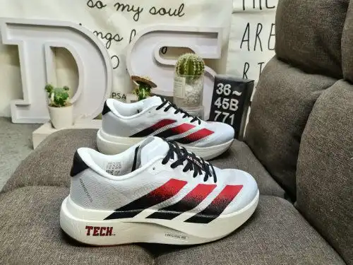 771D Adidas Adizero Evo SL M JQ4569 COMENDIDO Y ANTRESO ANTISLIP ANTISLIP ANTISLIVES LIGERO LIGHTPEL