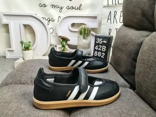 862D CompanyLevel Adidas Samba Janes Adidas Mary Jane Board Shops Sneakers Adidas Samba Janes están 