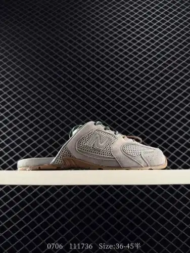 1 Los nuevos zapatos de equilibrio y hombre de equilibrio de Balancenew son bolsas e instrucciones d