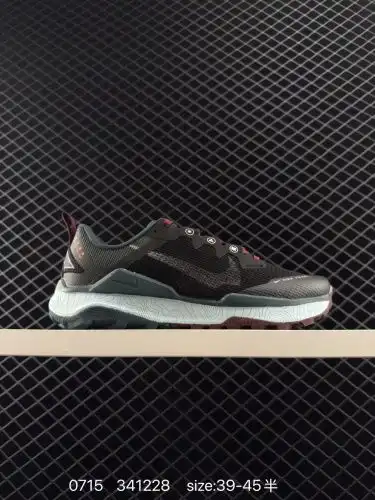 CompanyGrade Nike React Wildhorse 8 Nike Offroad Outfoad Al aire libre, absorbiendo y amortiguando z