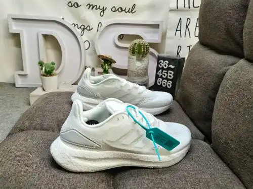 666d Nivel de la compañía realmente explosivo Adidasadidas Los zapatos masculinos están hechos de no