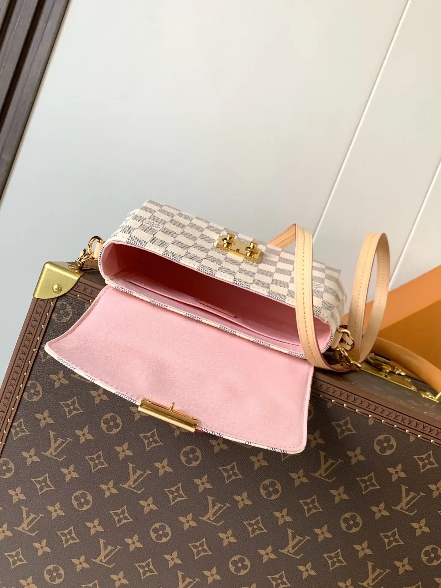KK03250  (7).webp