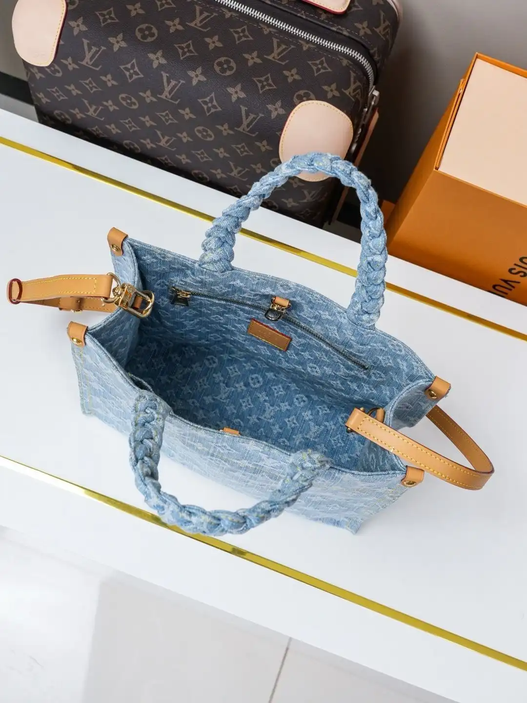 KK04050 (7).webp