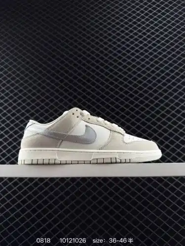 Nike Dunk Low Shoes SB series classic versatile casual sports shoes are filled with thick tongue, wh