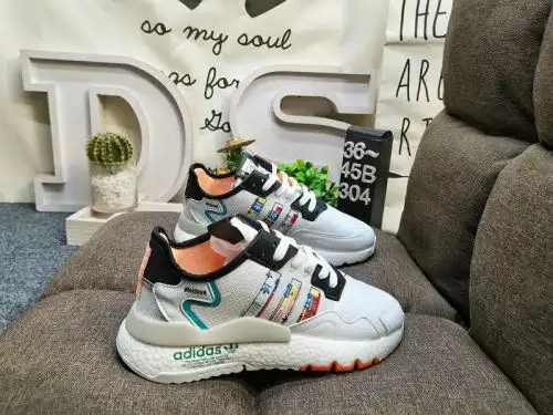 304D company-level Adidas Nite Jogger Boost Earth color system Barcode Wang Jiaer endorsement model 