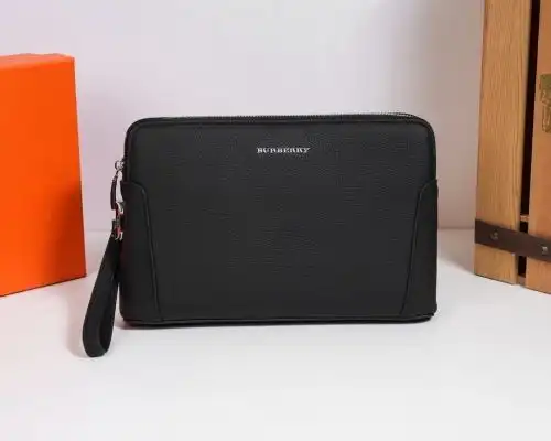 BURBERRY clutch Babaoli men's bag Babaoli crossbody bag uses imported original cowhide high-end qual