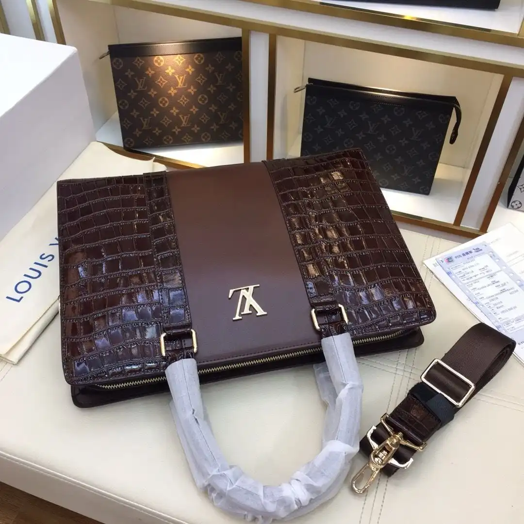 KK04250  (4).webp