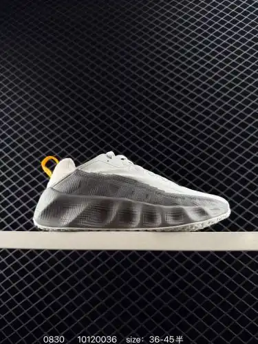1 company-level ✅HYEIN SEO x Nike Ava Rover Ava Rover Co-branded shoes This shoe adopts a streamline