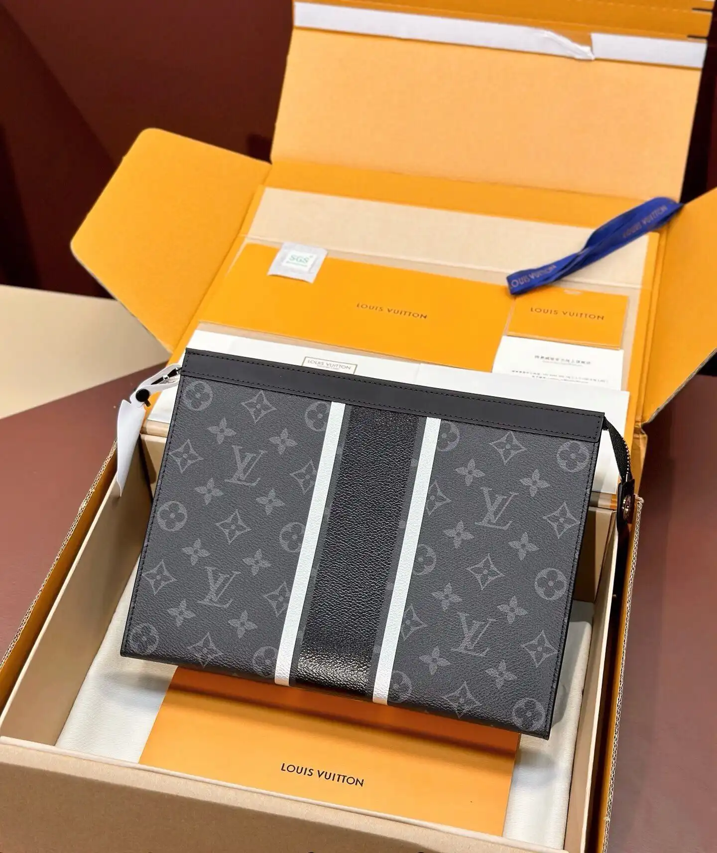 KK01750 (1).webp