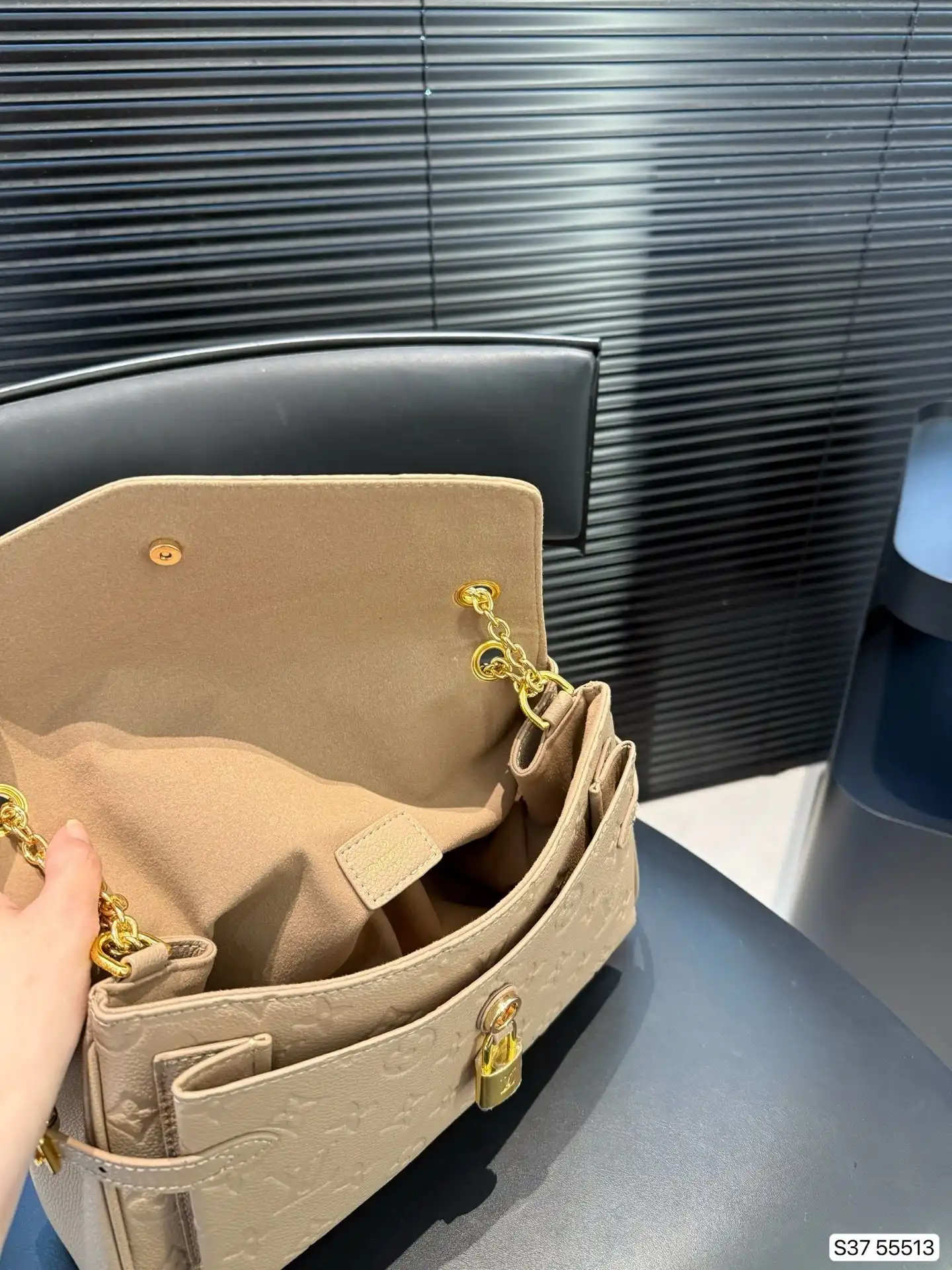 C2302200 (10).webp