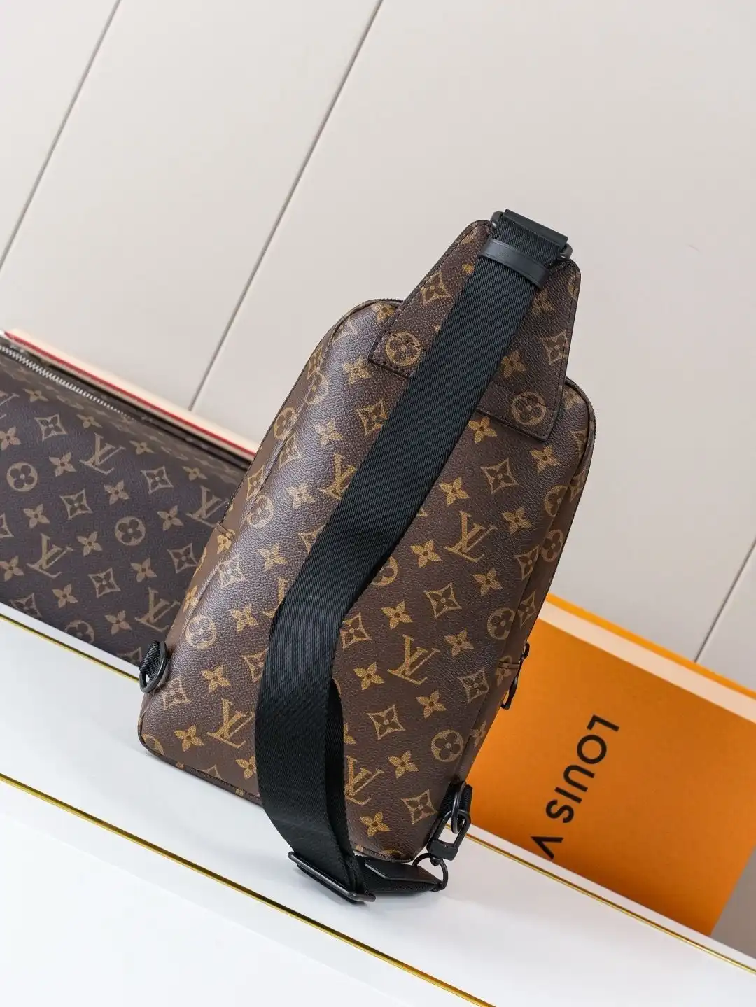 KK03350  (3).webp